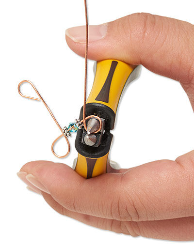 Pliers bending wire
